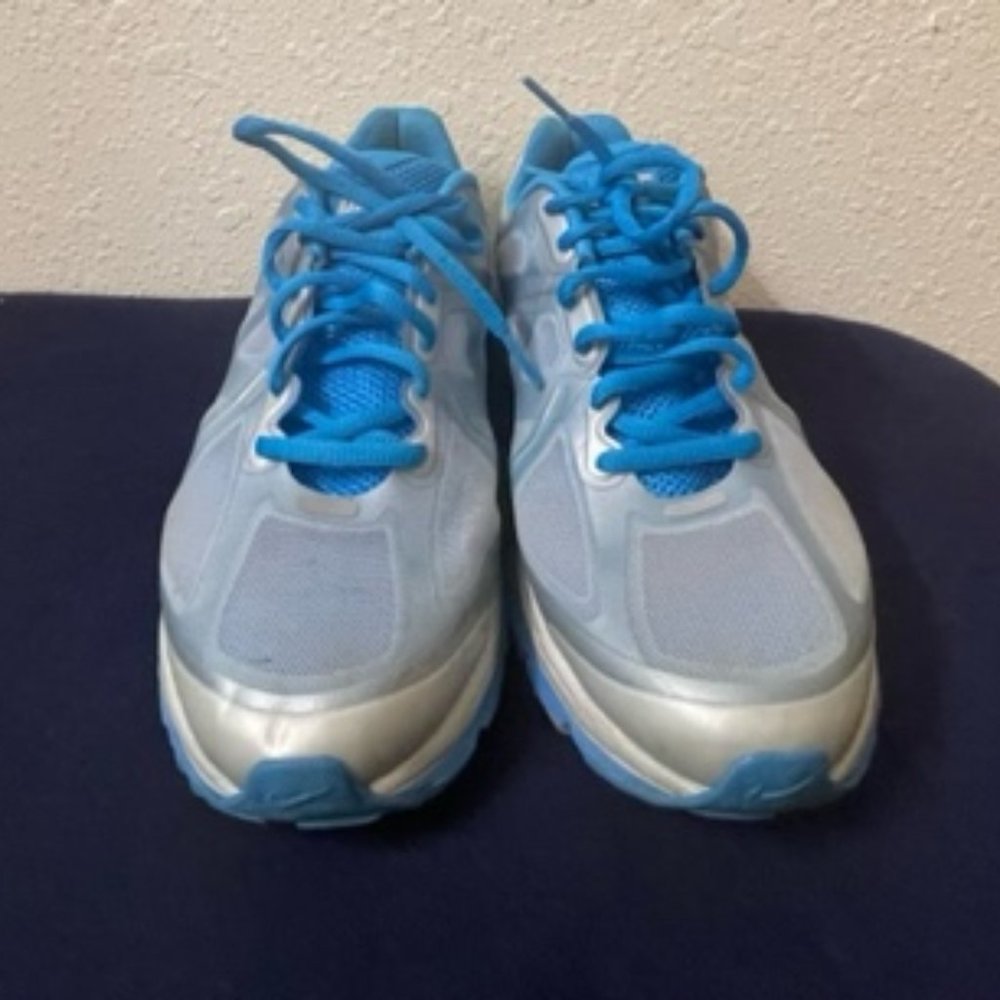 Women's Shoes